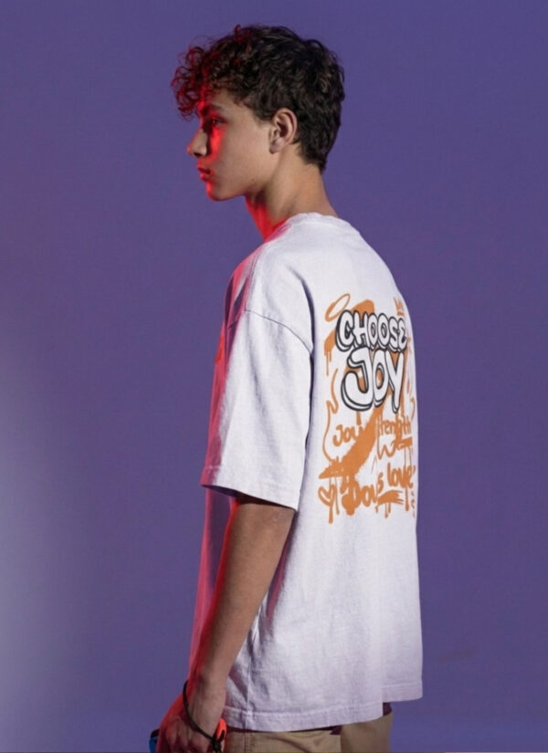 7u3F4Gof_HASITBOA39_2026-01-30_1.jpg Choose Joy Oversized T-Shirt for Men | Positive Quote Graffiti Back Print DTF T-Shirt | Modern Streetwear Aesthetic Casual Wear | Premium Loopknit 240 GSM Oversized Fit BY Giftspeaks