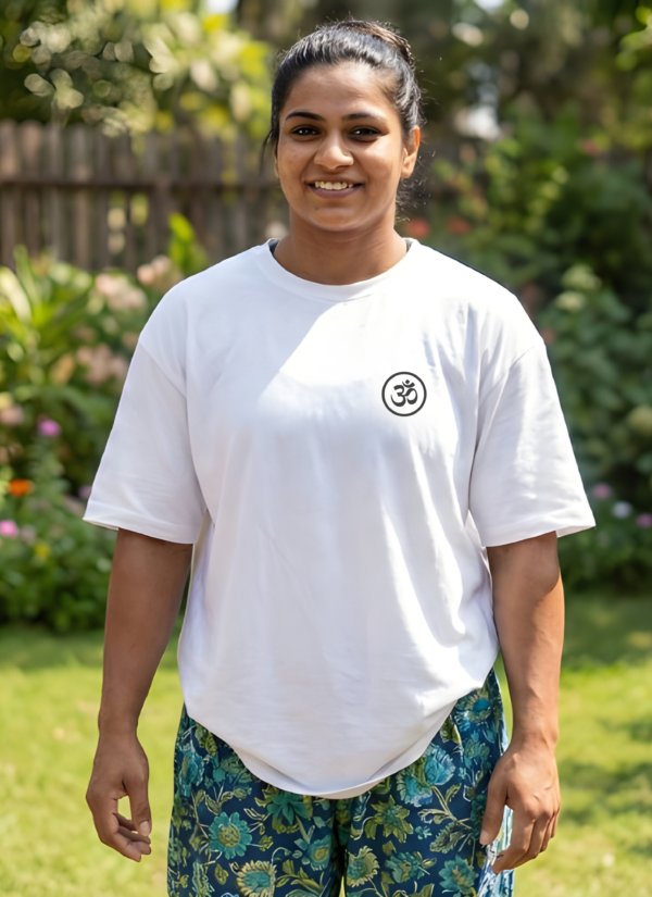 Copy of 2 Womens Oversized White T-Shirt | Lord Ganesha Graphic Print | Loopknit 240 GSM Premium Heavy Fabric | Spiritual Streetwear T-Shirt for Women