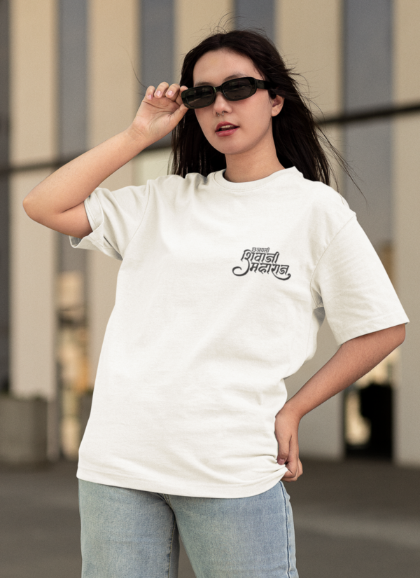 Shivray White Oversized T Shirt for Women | Shivaji Maharaj Printed Oversize Cotton T-Shirt for Girls | Premium Loopknit 240 GSM Streetwear Graphic Tee | Royal Maratha Culture Women T Shirt � Giftspeaks