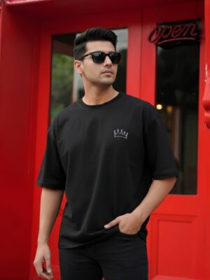 WMFOB_Brain_1770985892685_y5ywypueciuujk2.jpg Men Black Oversized Graphic T-Shirt with Crown Front Detail and Bold Tech-Inspired Back Print Streetwear Style