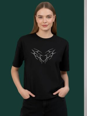 WWFOB_Butterfly_777_1770985314082_eckisu5jgjj14xx.jpg Women Black Oversized Butterfly Graphic T-Shirt with Gothic Heart Front Design