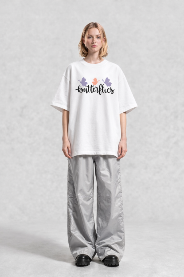 Womens White Oversized T-Shirt with Butterfly Print | Cute Aesthetic Graphic Tee for Everyday Wear