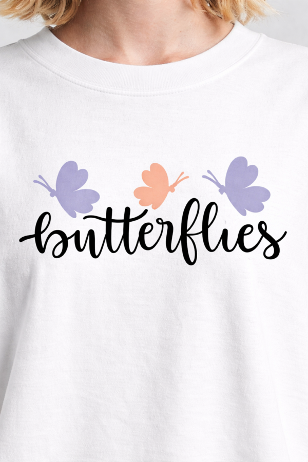 Womens White Oversized T-Shirt with Butterfly Print | Cute Aesthetic Graphic Tee for Everyday Wear