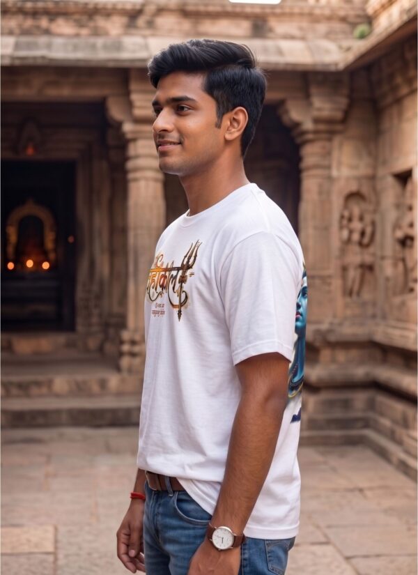 Mahakal Divine Graphic Oversized White T-Shirt for Men & Women | Spiritual Lord Shiva Back Print | Premium 240 GSM Loopknit Cotton | Unisex Streetwear Devotional Design | Front Sanskrit Typography & Detailed Back Artwork