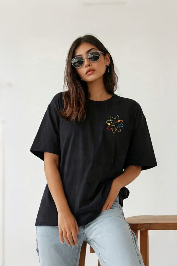 Black Science Graphic Printed Women’s Oversized T-Shirt | “Science Is Magic” Artistic Back Print | Loopknit Fabric 240 GSM | Premium Streetwear Tee – GiftSpeaks