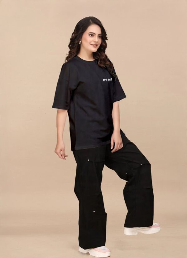 Women's Oversized Black Solid T-Shirt | Relaxed Fit Casual Streetwear Tee | Half Sleeve Round Neck Loose Fit Top for Daily Wear, Travel, College & Weekend Outfits