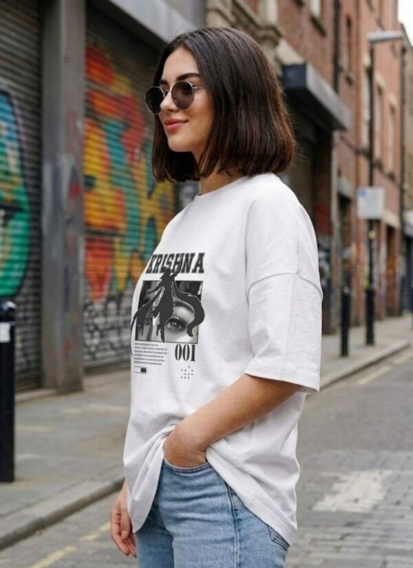 soqP7ptG_5BMN1TBHBV_2026-05-25_3.jpg Women's Oversized Krishna Graphic Printed T-Shirt | White Oversized T-shirt
