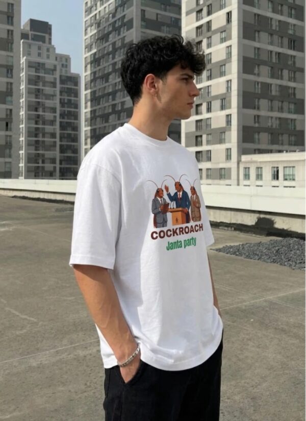 tDq9SqH5_28LMPNWYX2_2026-05-21_2.jpeg Men's White Oversized T-Shirt with Gen-Z Cockroach Back Print | Viral Streetwear Aesthetic Baggy Fit Tee for Men | Korean Fashion Inspired Drop Shoulder Half Sleeve Round Neck Oversized T-Shirt | Premium Loopknit 240 GSM