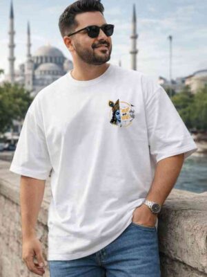 x3gGYN1F_CTQT6IF6GQ_2026-05-25_1.jpg Unisex Oversized White Krishna Graphic Printed T-Shirt | Spiritual Devotional Theme Round Neck Half Sleeve Casual Streetwear Tee | Relaxed Fit Graphic T-Shirt for Men & Women Daily Wear, Travel & Festivals